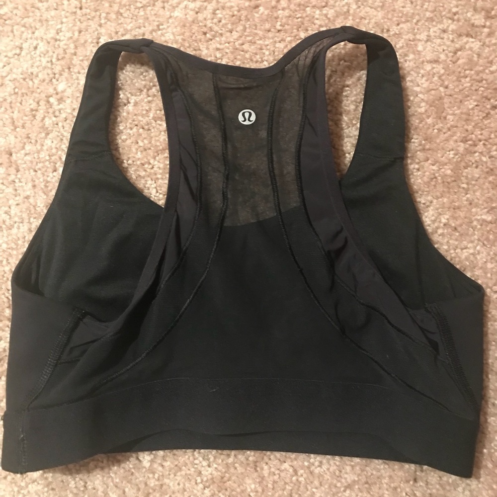 Lululemon black sports bra perfect condition!